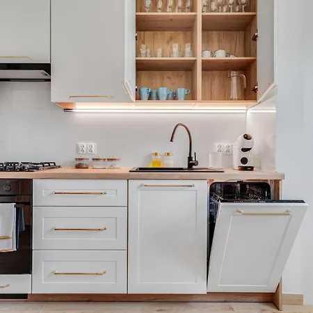 Apartamento Partyzantow 31 By Homeprime Breslavia